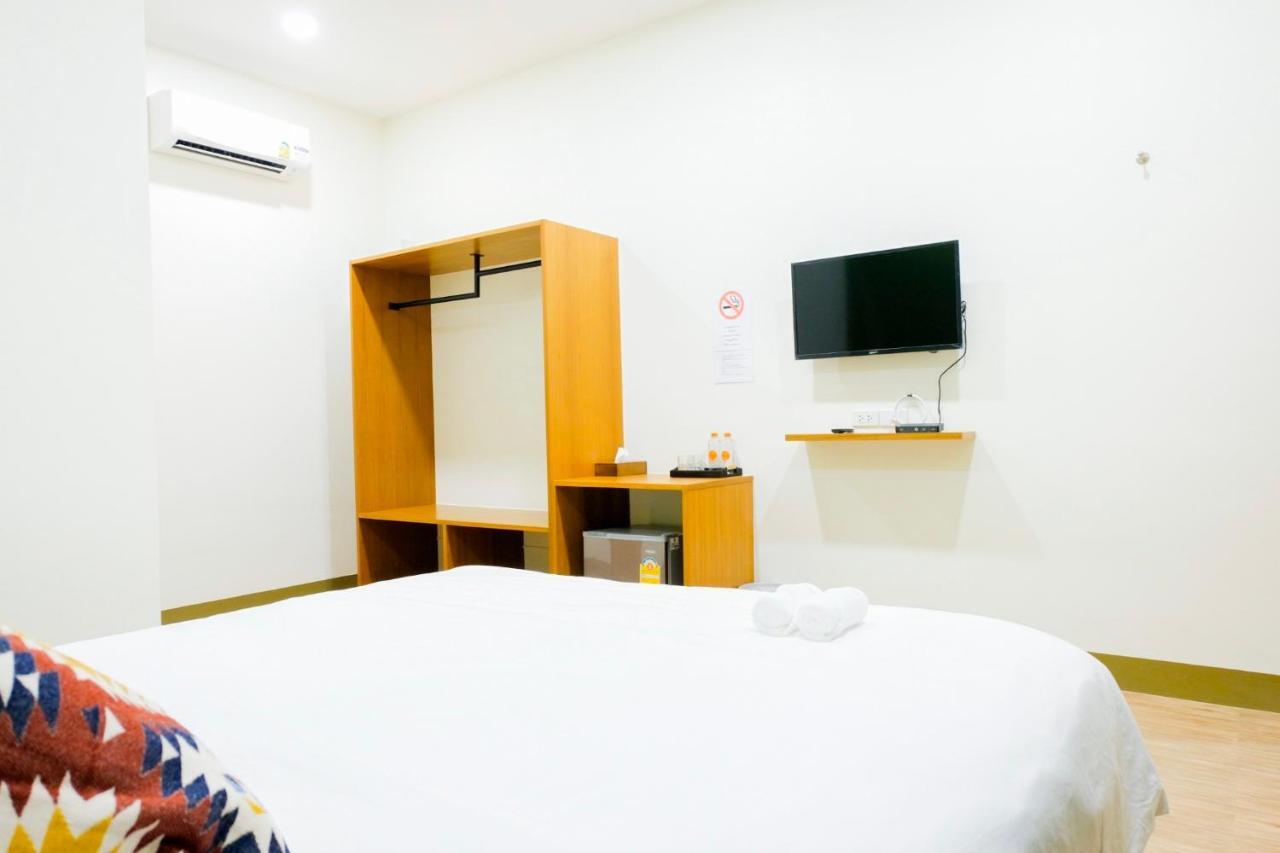 The Cozy Hotel Phetchaburi Exterior photo