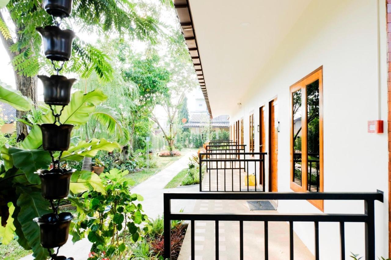 The Cozy Hotel Phetchaburi Exterior photo