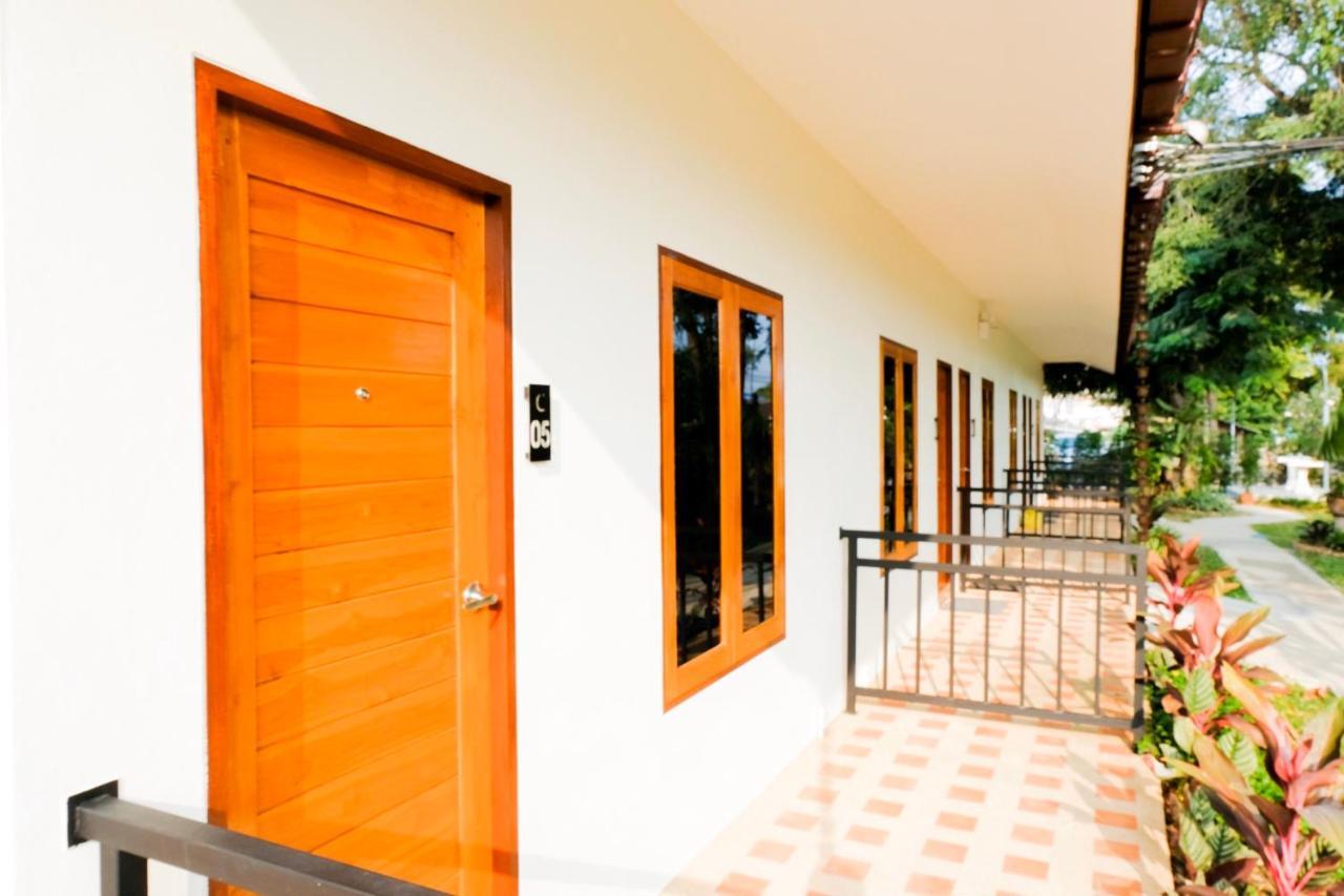 The Cozy Hotel Phetchaburi Exterior photo